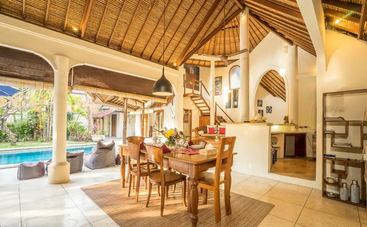 Villa Umah Maya Seminyak